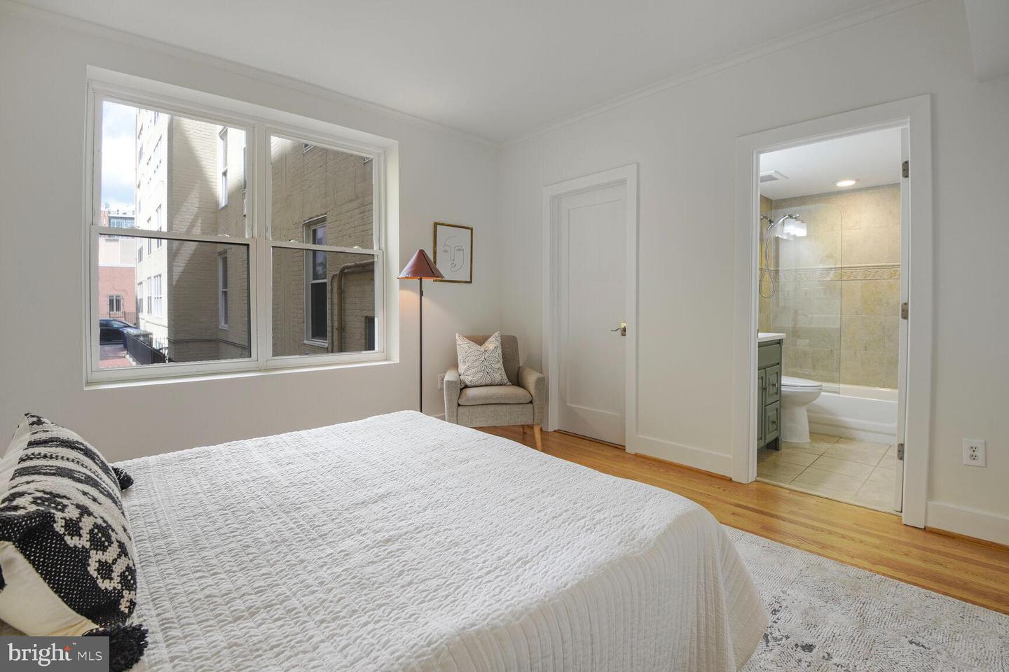 1437 RHODE ISLAND AVE NW #101, WASHINGTON, District Of Columbia 20005, 2 Bedrooms Bedrooms, ,2 BathroomsBathrooms,Residential,For sale,1437 RHODE ISLAND AVE NW #101,DCDC2194082 MLS # DCDC2194082