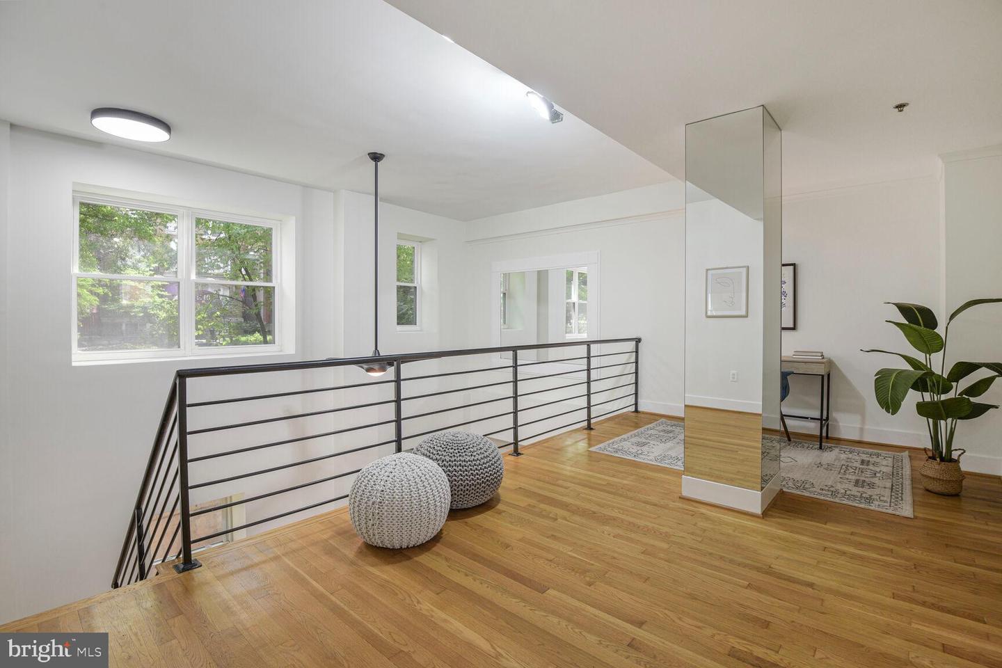 1437 RHODE ISLAND AVE NW #101, WASHINGTON, District Of Columbia 20005, 2 Bedrooms Bedrooms, ,2 BathroomsBathrooms,Residential,For sale,1437 RHODE ISLAND AVE NW #101,DCDC2194082 MLS # DCDC2194082