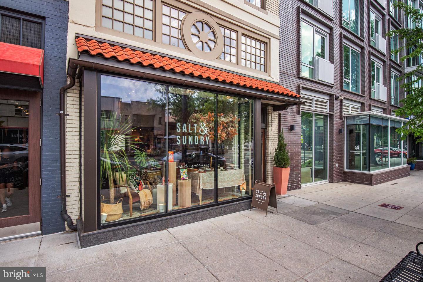 1437 RHODE ISLAND AVE NW #101, WASHINGTON, District Of Columbia 20005, 2 Bedrooms Bedrooms, ,2 BathroomsBathrooms,Residential,For sale,1437 RHODE ISLAND AVE NW #101,DCDC2194082 MLS # DCDC2194082