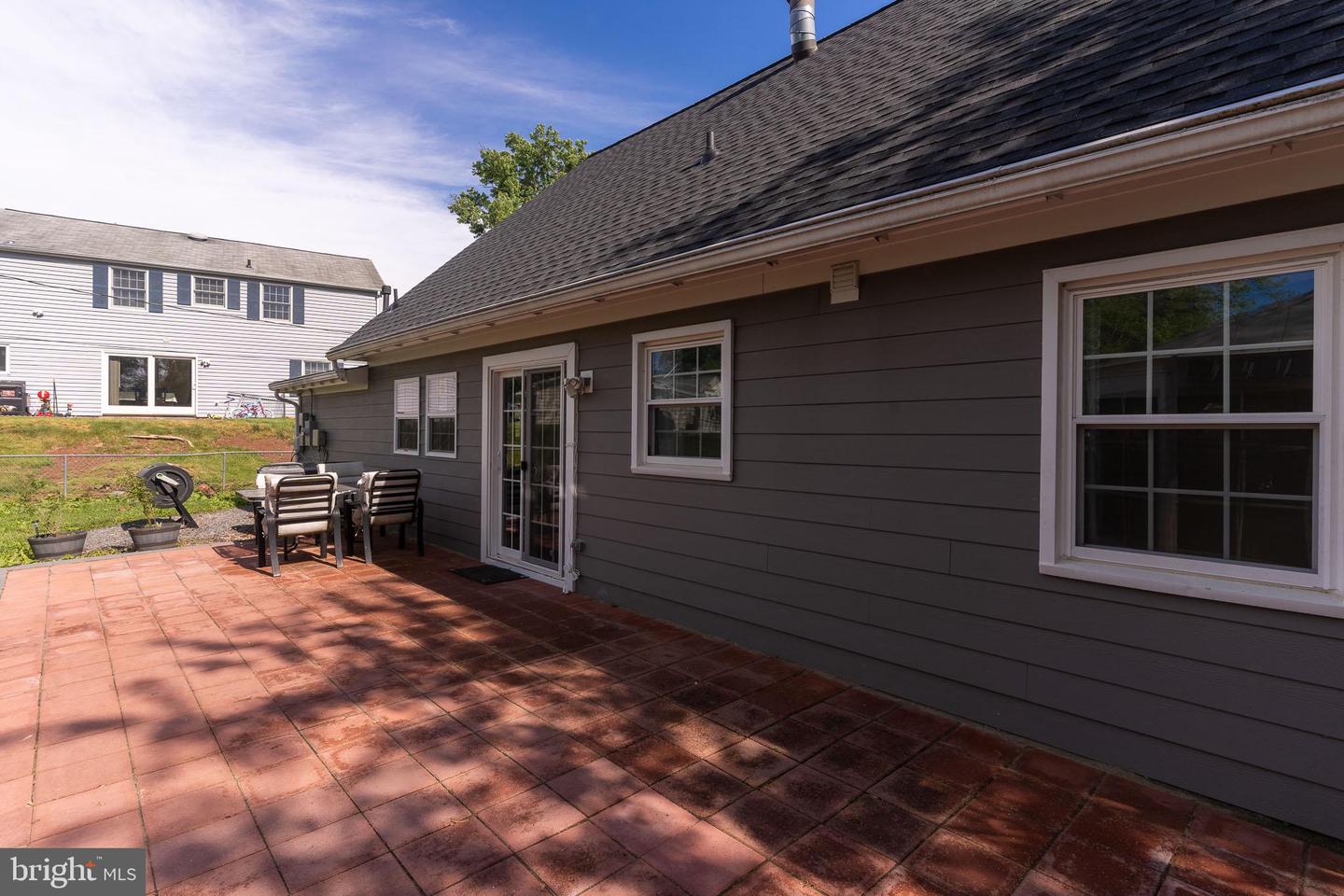 13302 POINT PLEASANT DR, FAIRFAX, Virginia 22033, 4 Bedrooms Bedrooms, 6 Rooms Rooms,2 BathroomsBathrooms,Residential,For sale,13302 POINT PLEASANT DR,VAFX2233046 MLS # VAFX2233046