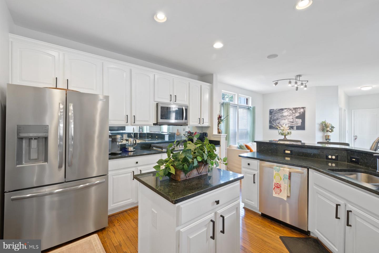 14313 BROUGHTON PL, GAINESVILLE, Virginia 20155, 5 Bedrooms Bedrooms, ,3 BathroomsBathrooms,Residential,For sale,14313 BROUGHTON PL,VAPW2091408 MLS # VAPW2091408