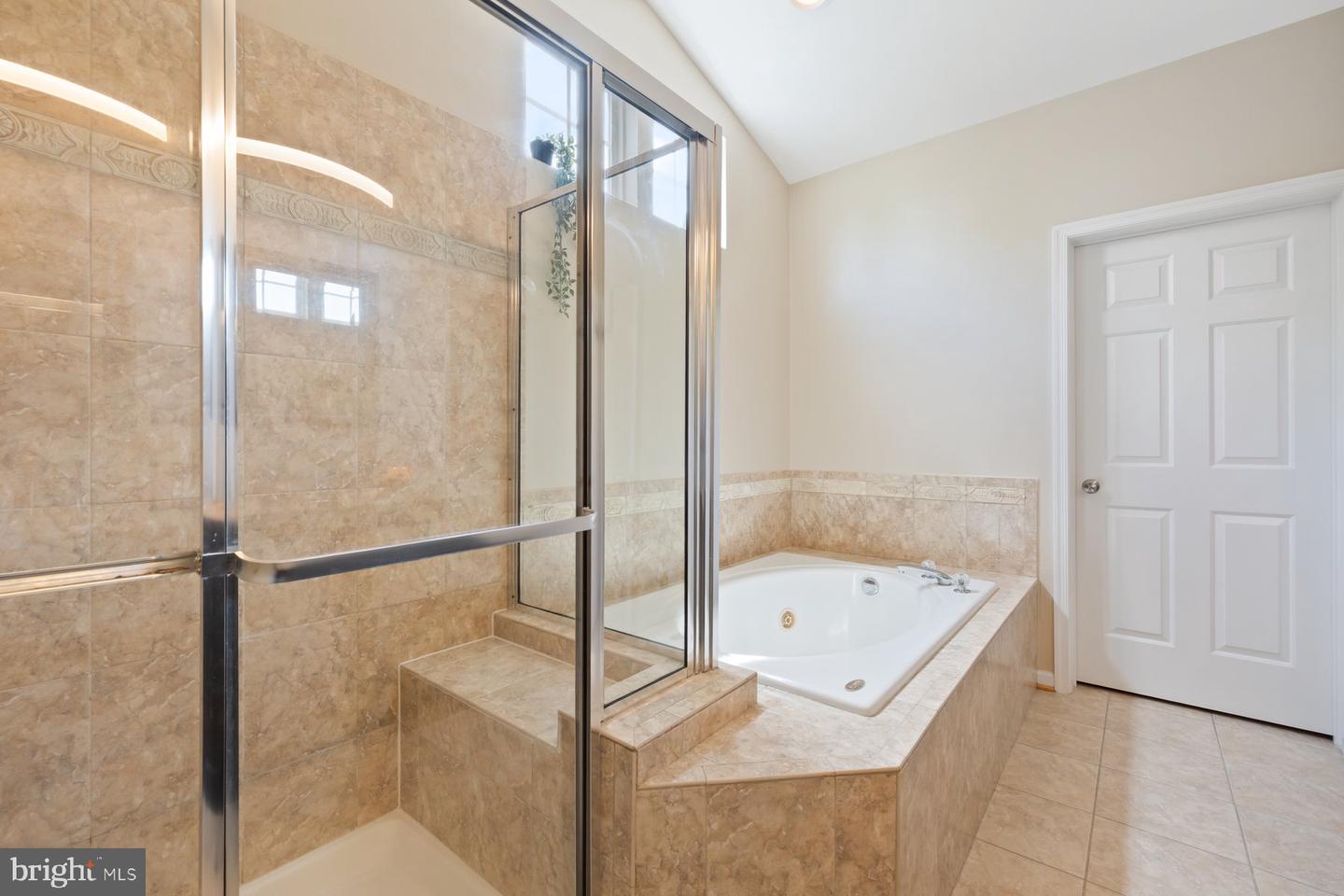 14313 BROUGHTON PL, GAINESVILLE, Virginia 20155, 5 Bedrooms Bedrooms, ,3 BathroomsBathrooms,Residential,For sale,14313 BROUGHTON PL,VAPW2091408 MLS # VAPW2091408