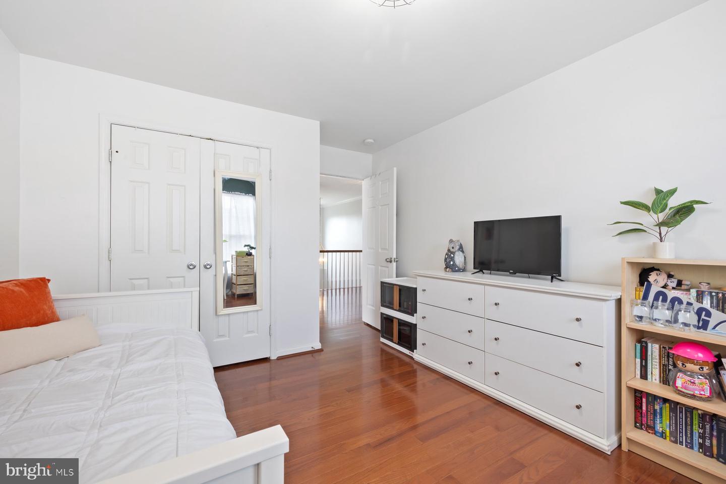 14313 BROUGHTON PL, GAINESVILLE, Virginia 20155, 5 Bedrooms Bedrooms, ,3 BathroomsBathrooms,Residential,For sale,14313 BROUGHTON PL,VAPW2091408 MLS # VAPW2091408