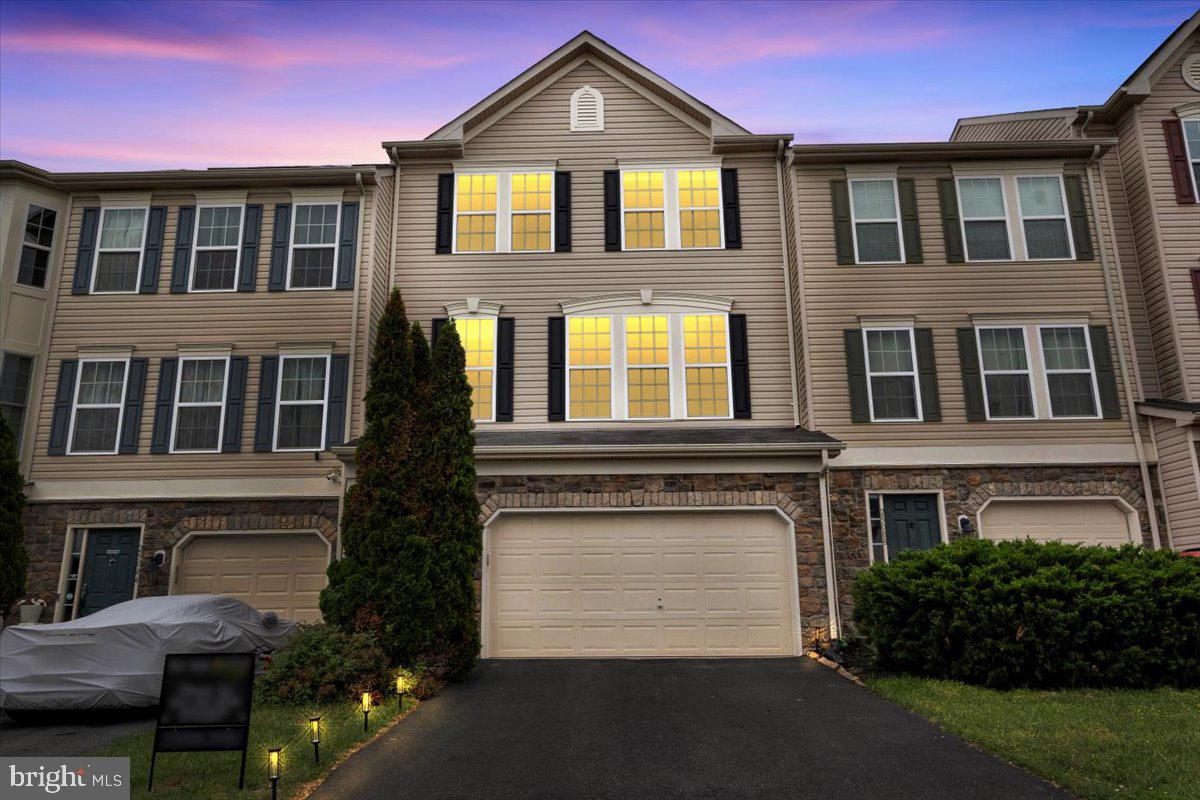 25086 MAGNETITE TER, ALDIE, Virginia 20105, 4 Bedrooms Bedrooms, ,3 BathroomsBathrooms,Residential,For sale,25086 MAGNETITE TER,VALO2093220 MLS # VALO2093220