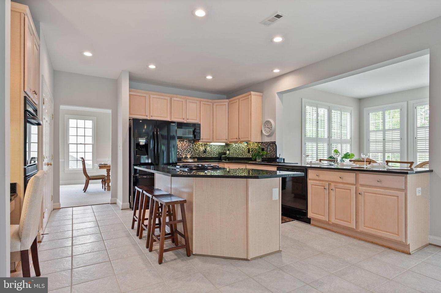 7018 HIGHLAND MEADOWS CT, ALEXANDRIA, Virginia 22315, 5 Bedrooms Bedrooms, ,4 BathroomsBathrooms,Residential,For sale,7018 HIGHLAND MEADOWS CT,VAFX2232812 MLS # VAFX2232812