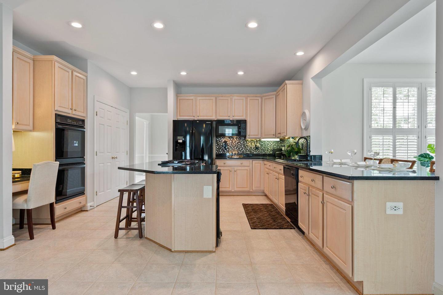 7018 HIGHLAND MEADOWS CT, ALEXANDRIA, Virginia 22315, 5 Bedrooms Bedrooms, ,4 BathroomsBathrooms,Residential,For sale,7018 HIGHLAND MEADOWS CT,VAFX2232812 MLS # VAFX2232812