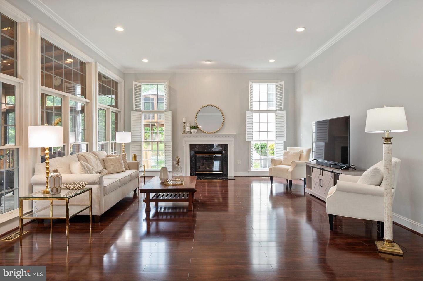 7018 HIGHLAND MEADOWS CT, ALEXANDRIA, Virginia 22315, 5 Bedrooms Bedrooms, ,4 BathroomsBathrooms,Residential,For sale,7018 HIGHLAND MEADOWS CT,VAFX2232812 MLS # VAFX2232812