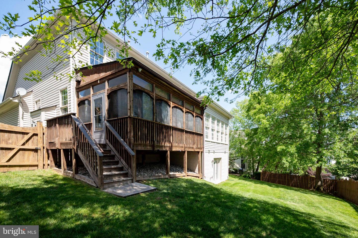 7018 HIGHLAND MEADOWS CT, ALEXANDRIA, Virginia 22315, 5 Bedrooms Bedrooms, ,4 BathroomsBathrooms,Residential,For sale,7018 HIGHLAND MEADOWS CT,VAFX2232812 MLS # VAFX2232812