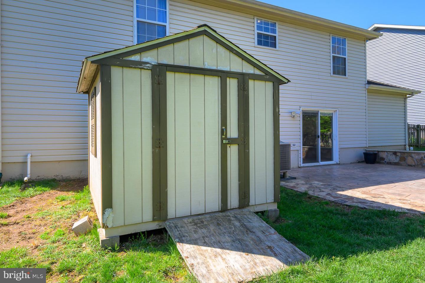 812 RUST DR NE, LEESBURG, Virginia 20176, 4 Bedrooms Bedrooms, ,2 BathroomsBathrooms,Residential,For sale,812 RUST DR NE,VALO2093256 MLS # VALO2093256