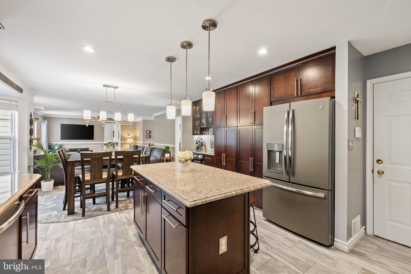 4244 DECATUR DR, WOODBRIDGE, Virginia 22193, 5 Bedrooms Bedrooms, ,3 BathroomsBathrooms,Residential,For sale,4244 DECATUR DR,VAPW2091536 MLS # VAPW2091536