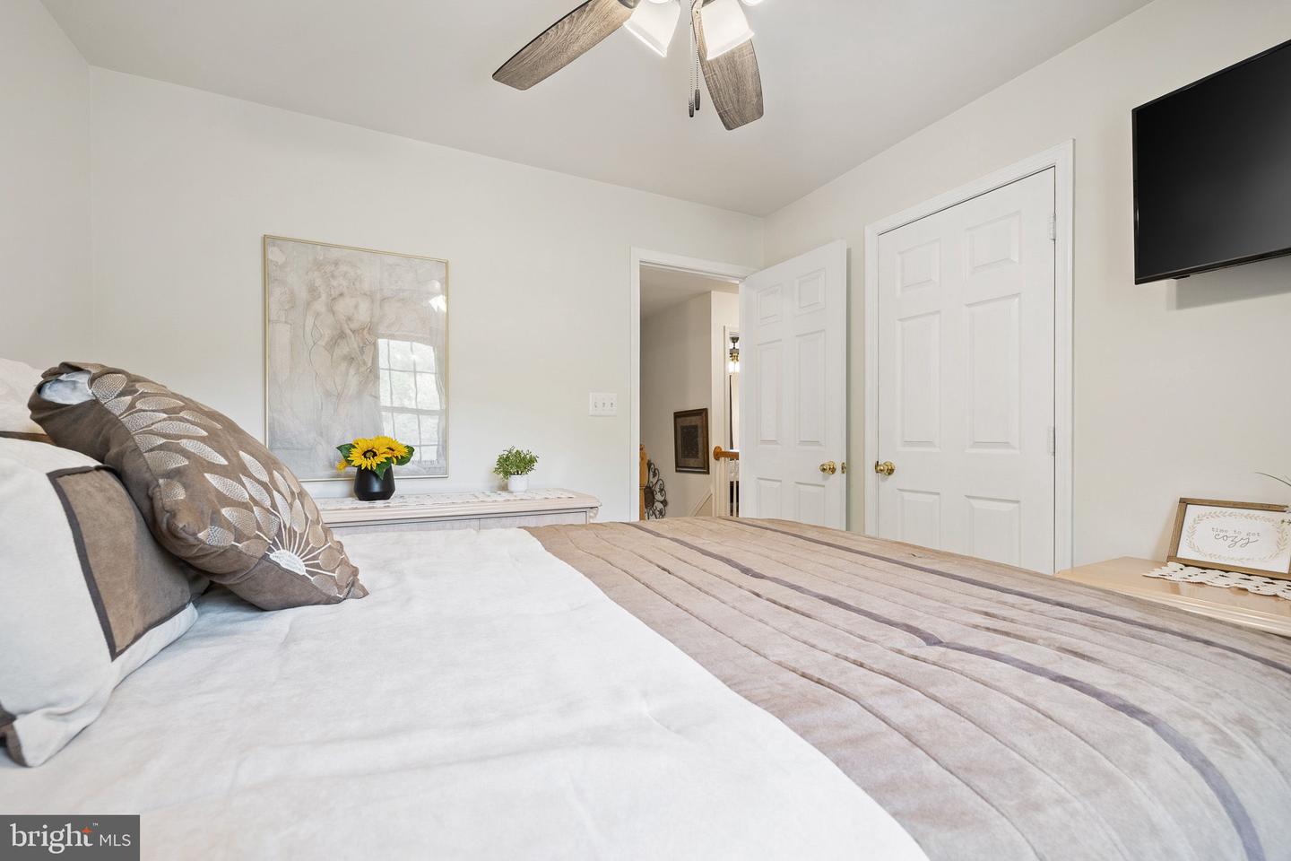 4244 DECATUR DR, WOODBRIDGE, Virginia 22193, 5 Bedrooms Bedrooms, ,3 BathroomsBathrooms,Residential,For sale,4244 DECATUR DR,VAPW2091536 MLS # VAPW2091536