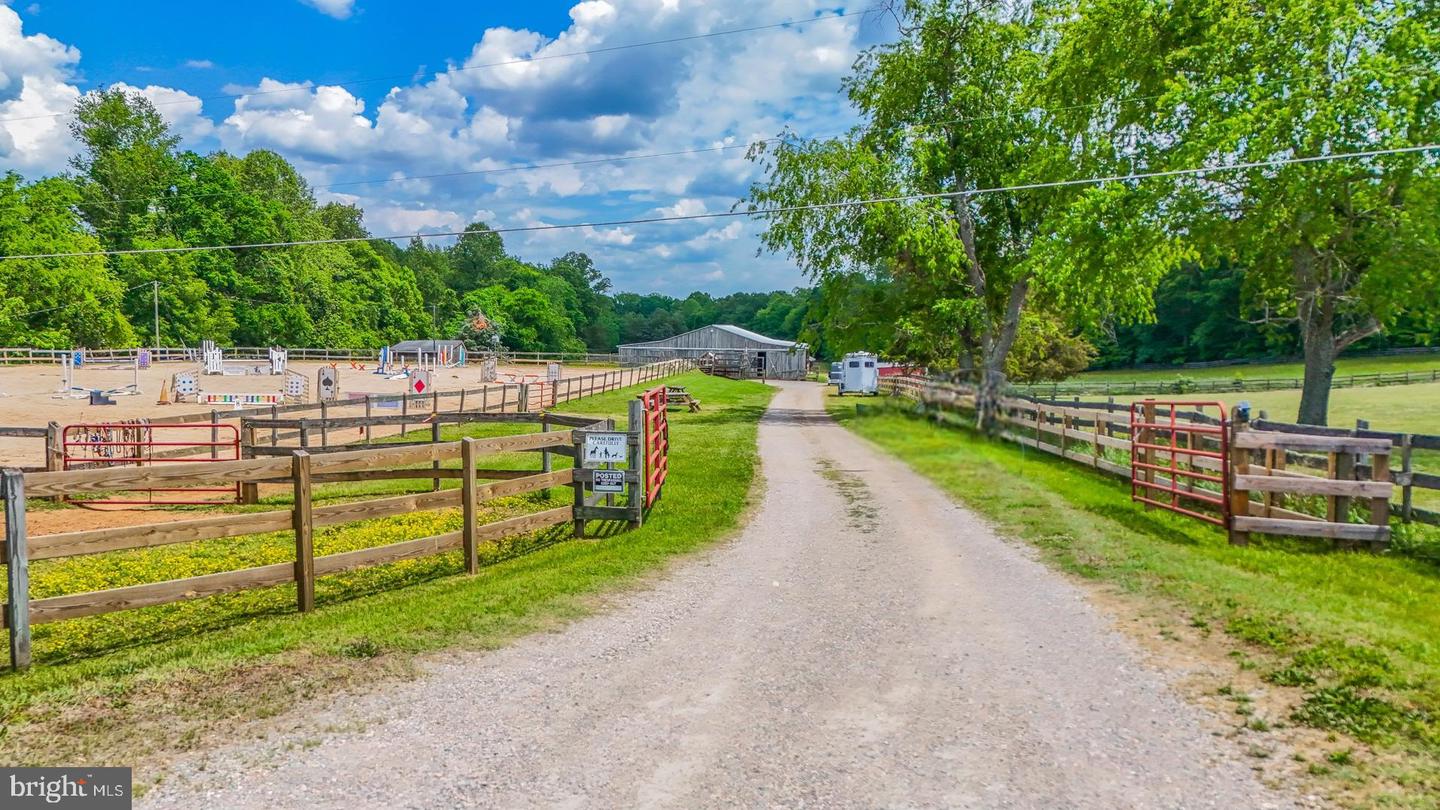 2418 MILL RD, POWHATAN, Virginia 23139, ,Land,For sale,2418 MILL RD,VAPN2000094 MLS # VAPN2000094