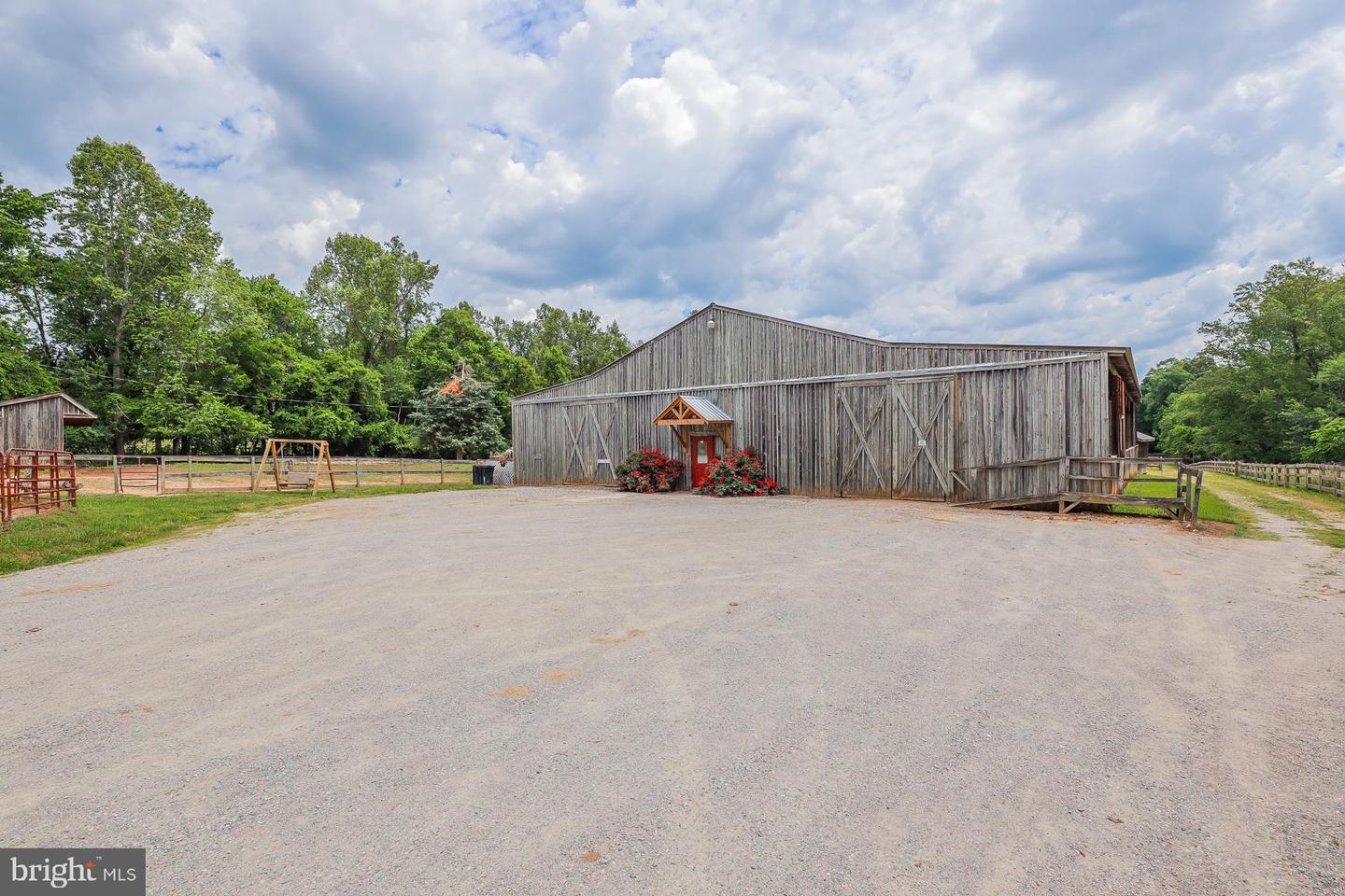 2418 MILL RD, POWHATAN, Virginia 23139, ,Land,For sale,2418 MILL RD,VAPN2000094 MLS # VAPN2000094