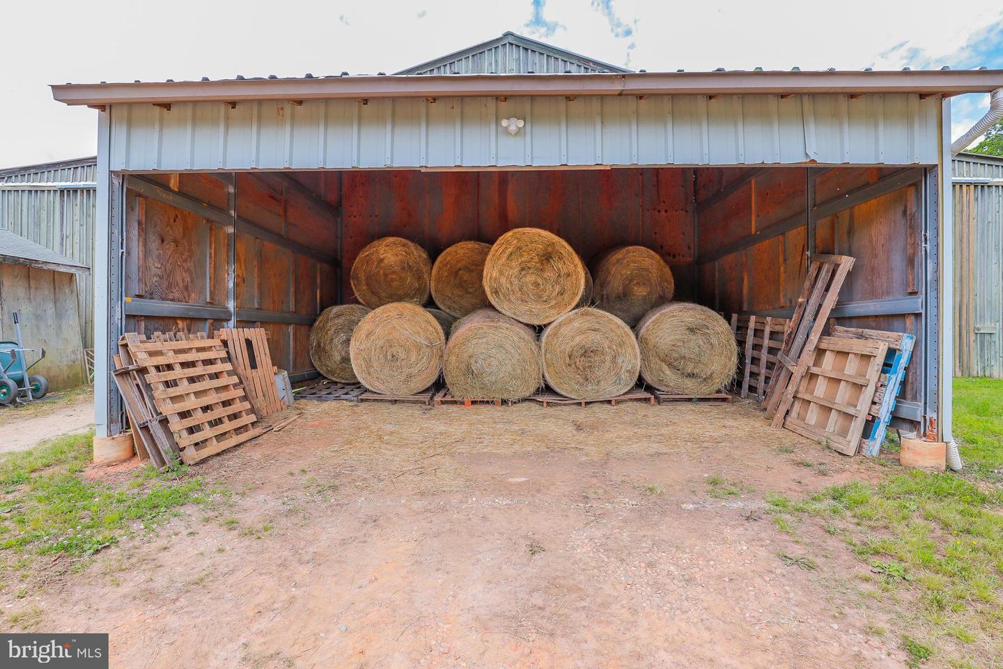 2418 MILL RD, POWHATAN, Virginia 23139, ,Land,For sale,2418 MILL RD,VAPN2000094 MLS # VAPN2000094