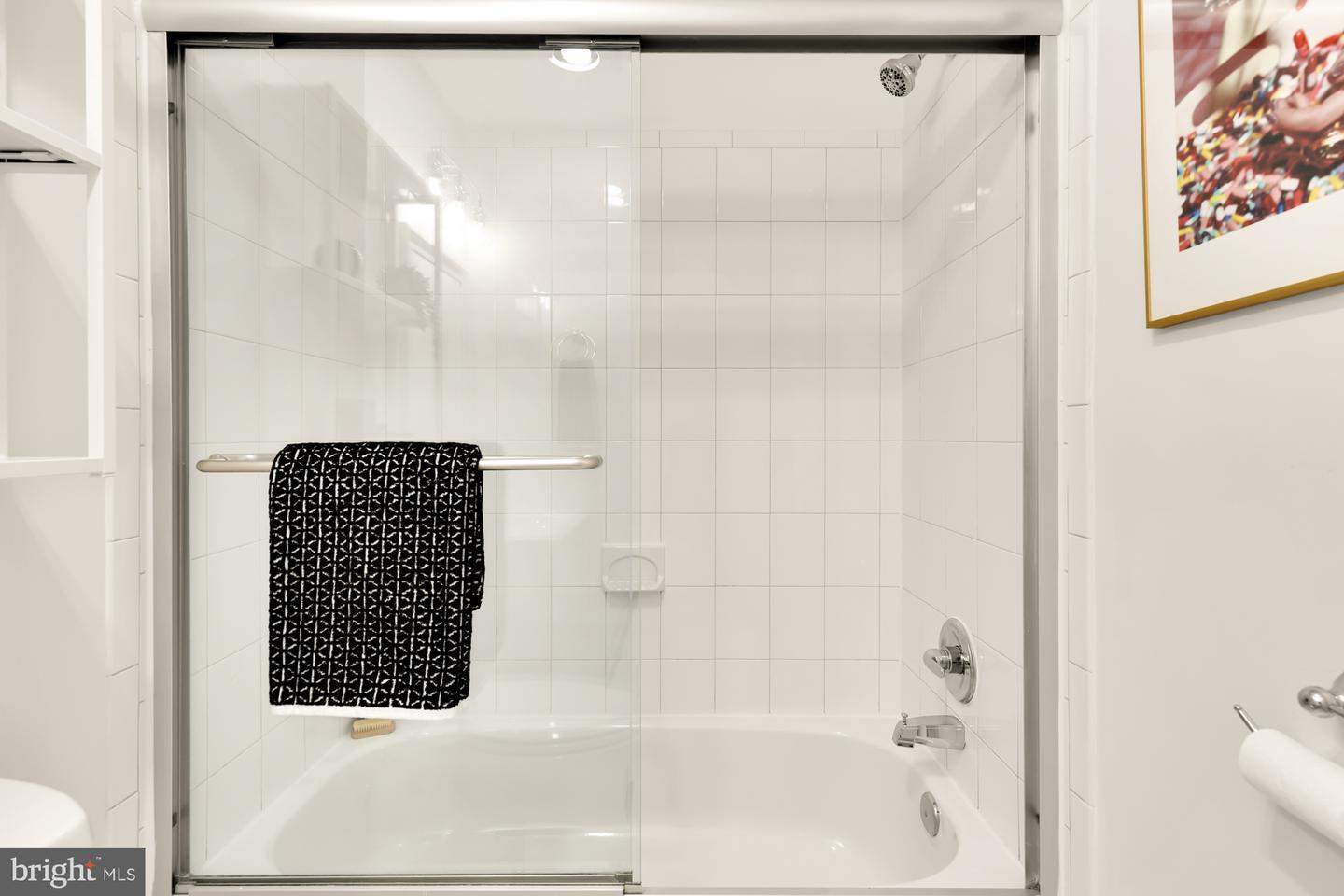 1844 COLUMBIA RD NW #301, WASHINGTON, District Of Columbia 20009, 1 Bedroom Bedrooms, ,1 BathroomBathrooms,Residential,For sale,1844 COLUMBIA RD NW #301,DCDC2194268 MLS # DCDC2194268