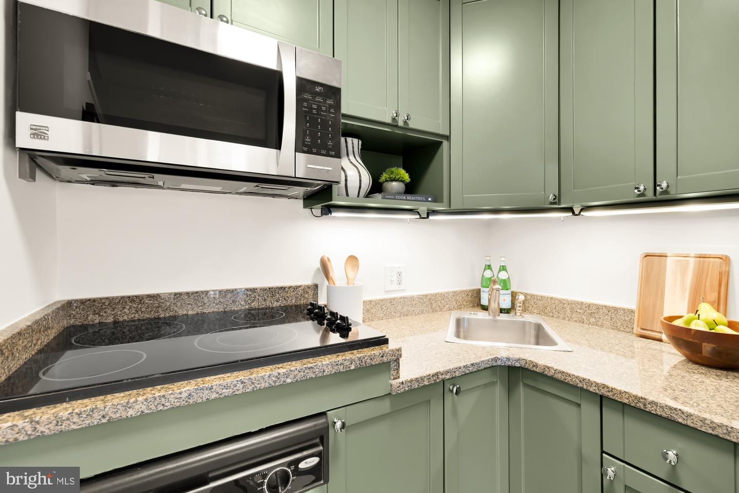 1844 COLUMBIA RD NW #301, WASHINGTON, District Of Columbia 20009, 1 Bedroom Bedrooms, ,1 BathroomBathrooms,Residential,For sale,1844 COLUMBIA RD NW #301,DCDC2194268 MLS # DCDC2194268