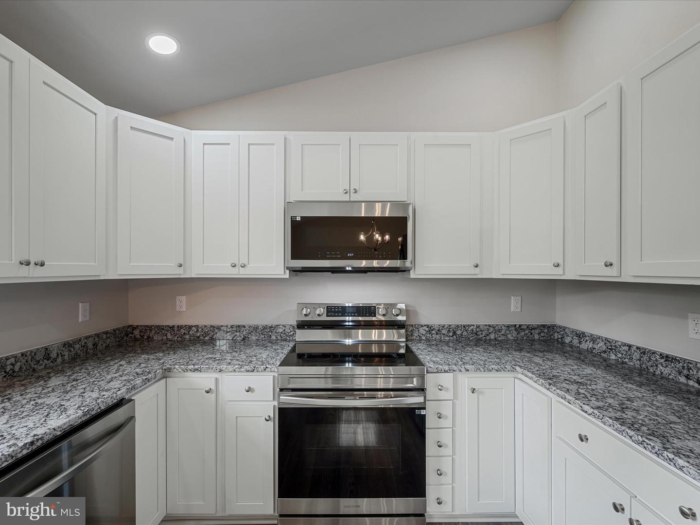 47 SNOWBIRD CT, FRONT ROYAL, Virginia 22630, 3 Bedrooms Bedrooms, ,3 BathroomsBathrooms,Residential,For sale,47 SNOWBIRD CT,VAWR2010842 MLS # VAWR2010842