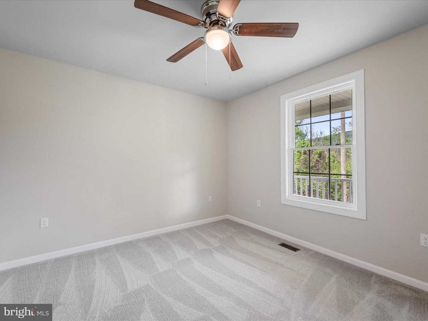 47 SNOWBIRD CT, FRONT ROYAL, Virginia 22630, 3 Bedrooms Bedrooms, ,3 BathroomsBathrooms,Residential,For sale,47 SNOWBIRD CT,VAWR2010842 MLS # VAWR2010842
