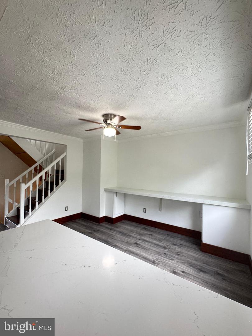 8336 CLAREMONT WOODS DR, ALEXANDRIA, Virginia 22309, 3 Bedrooms Bedrooms, ,2 BathroomsBathrooms,Residential,For sale,8336 CLAREMONT WOODS DR,VAFX2233824 MLS # VAFX2233824