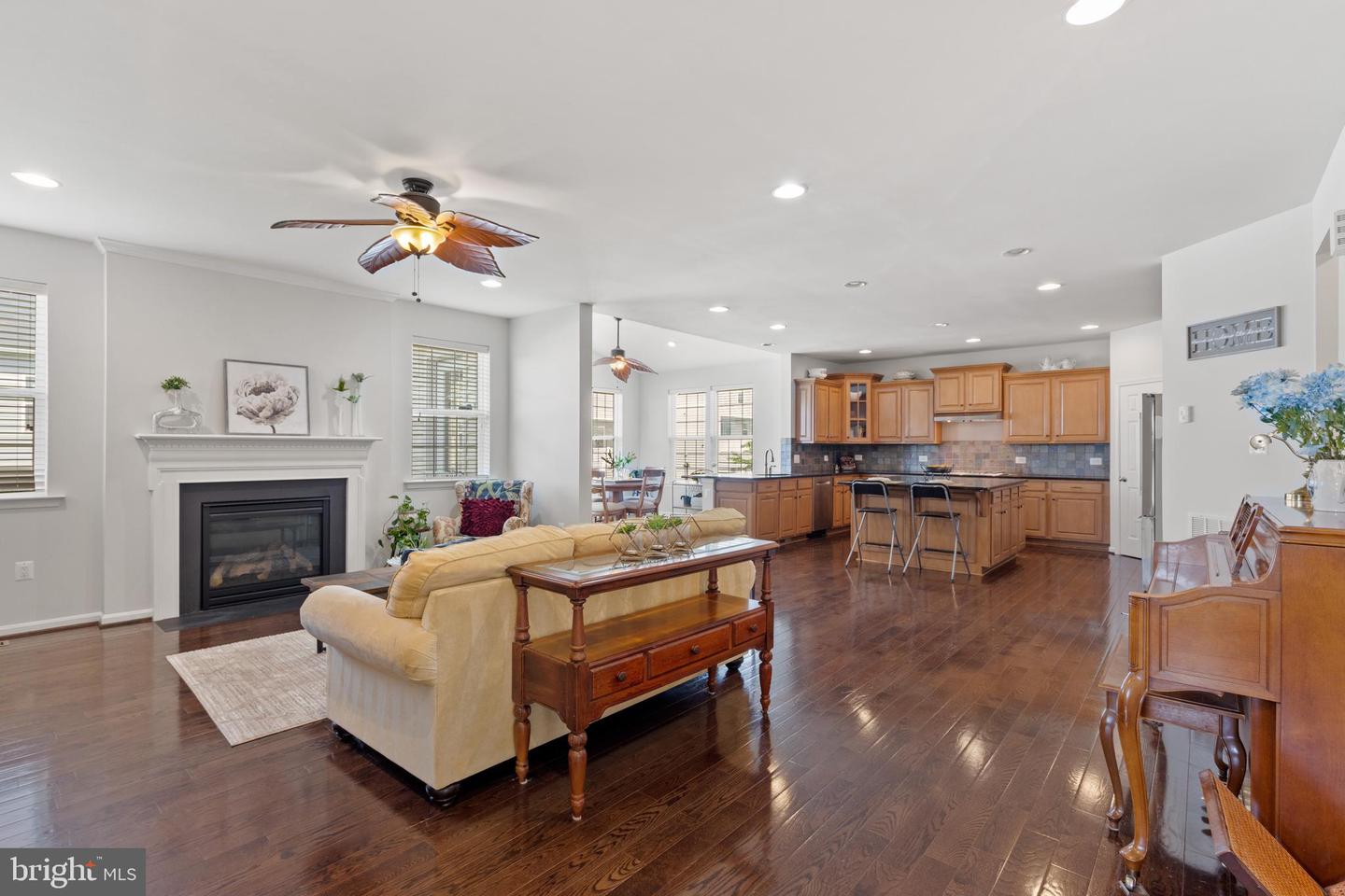 42364 WINSBURY WEST PL, STERLING, Virginia 20166, 6 Bedrooms Bedrooms, ,4 BathroomsBathrooms,Residential,For sale,42364 WINSBURY WEST PL,VALO2093694 MLS # VALO2093694
