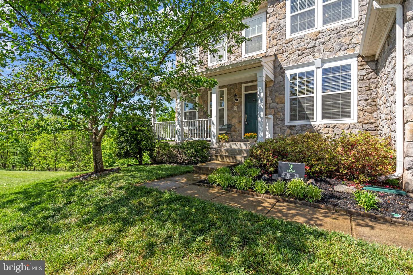 42364 WINSBURY WEST PL, STERLING, Virginia 20166, 6 Bedrooms Bedrooms, ,4 BathroomsBathrooms,Residential,For sale,42364 WINSBURY WEST PL,VALO2093694 MLS # VALO2093694