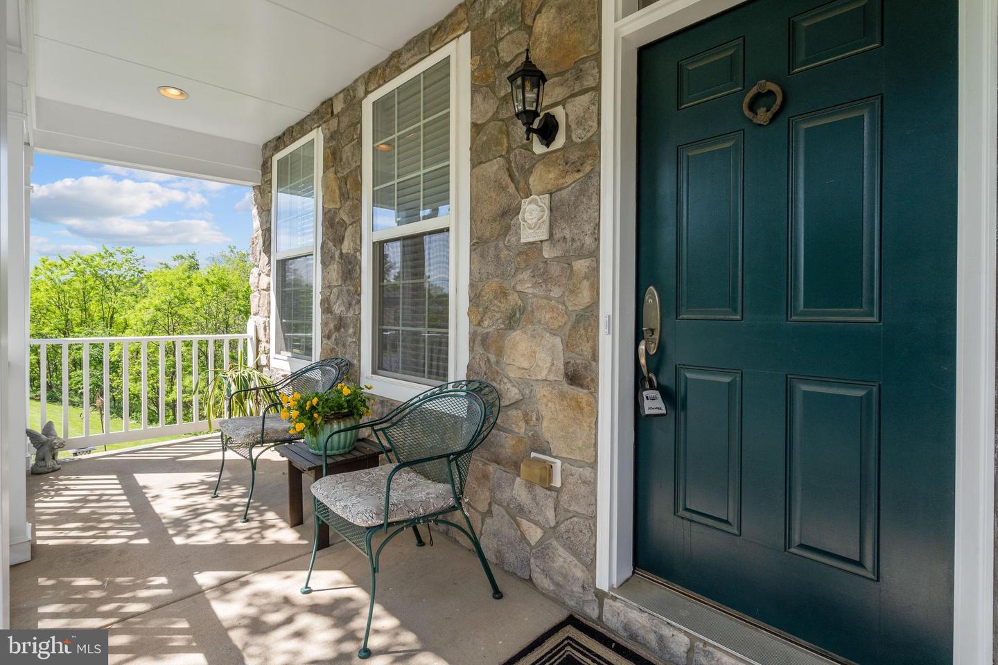 42364 WINSBURY WEST PL, STERLING, Virginia 20166, 6 Bedrooms Bedrooms, ,4 BathroomsBathrooms,Residential,For sale,42364 WINSBURY WEST PL,VALO2093694 MLS # VALO2093694