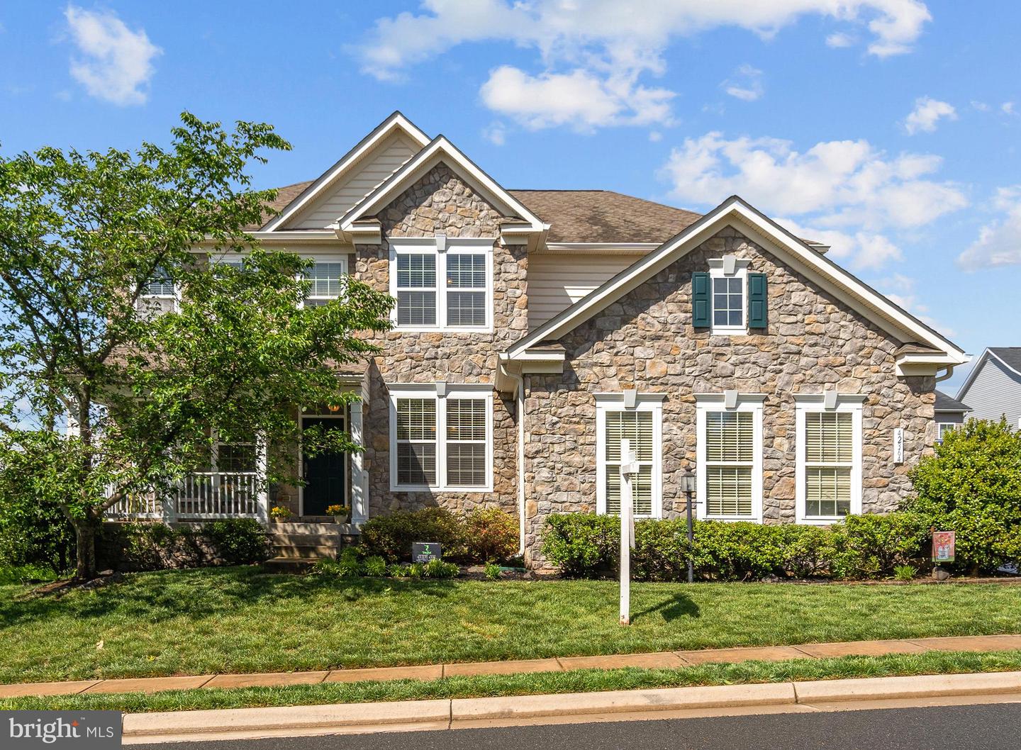 42364 WINSBURY WEST PL, STERLING, Virginia 20166, 6 Bedrooms Bedrooms, ,4 BathroomsBathrooms,Residential,For sale,42364 WINSBURY WEST PL,VALO2093694 MLS # VALO2093694