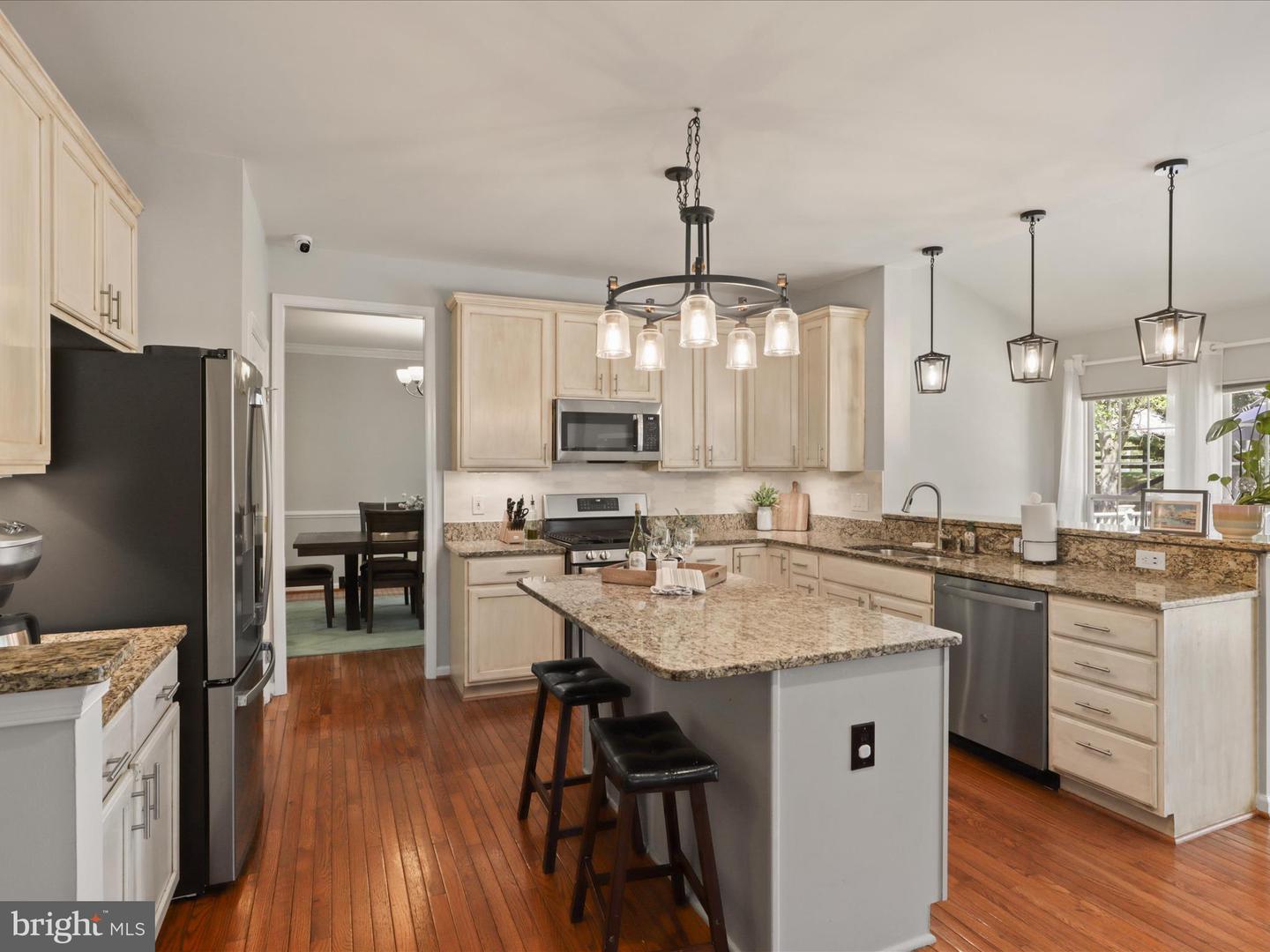 42026 CHERISH CT, ALDIE, Virginia 20105, 6 Bedrooms Bedrooms, ,3 BathroomsBathrooms,Residential,For sale,42026 CHERISH CT,VALO2093718 MLS # VALO2093718