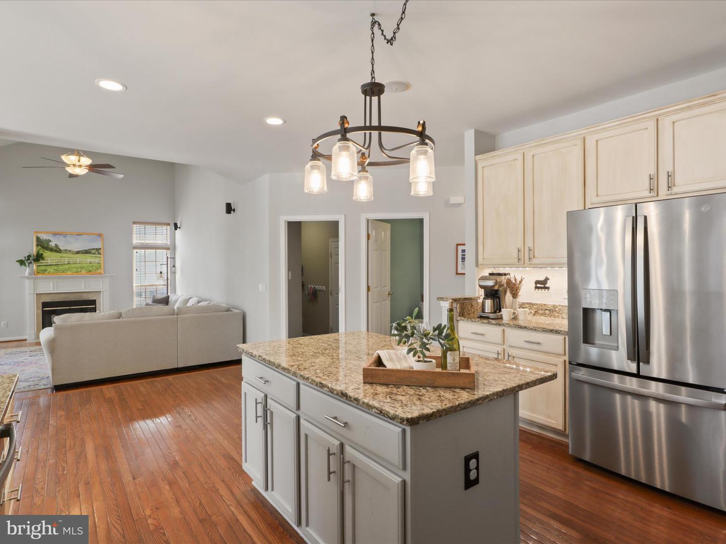 42026 CHERISH CT, ALDIE, Virginia 20105, 6 Bedrooms Bedrooms, ,3 BathroomsBathrooms,Residential,For sale,42026 CHERISH CT,VALO2093718 MLS # VALO2093718