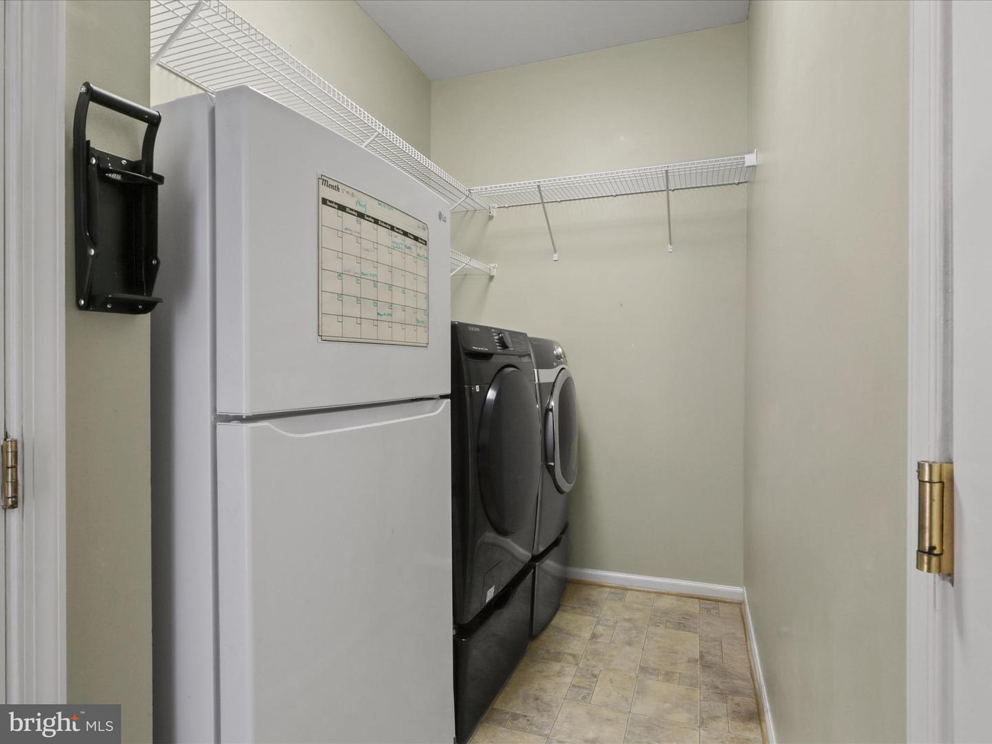 42026 CHERISH CT, ALDIE, Virginia 20105, 6 Bedrooms Bedrooms, ,3 BathroomsBathrooms,Residential,For sale,42026 CHERISH CT,VALO2093718 MLS # VALO2093718