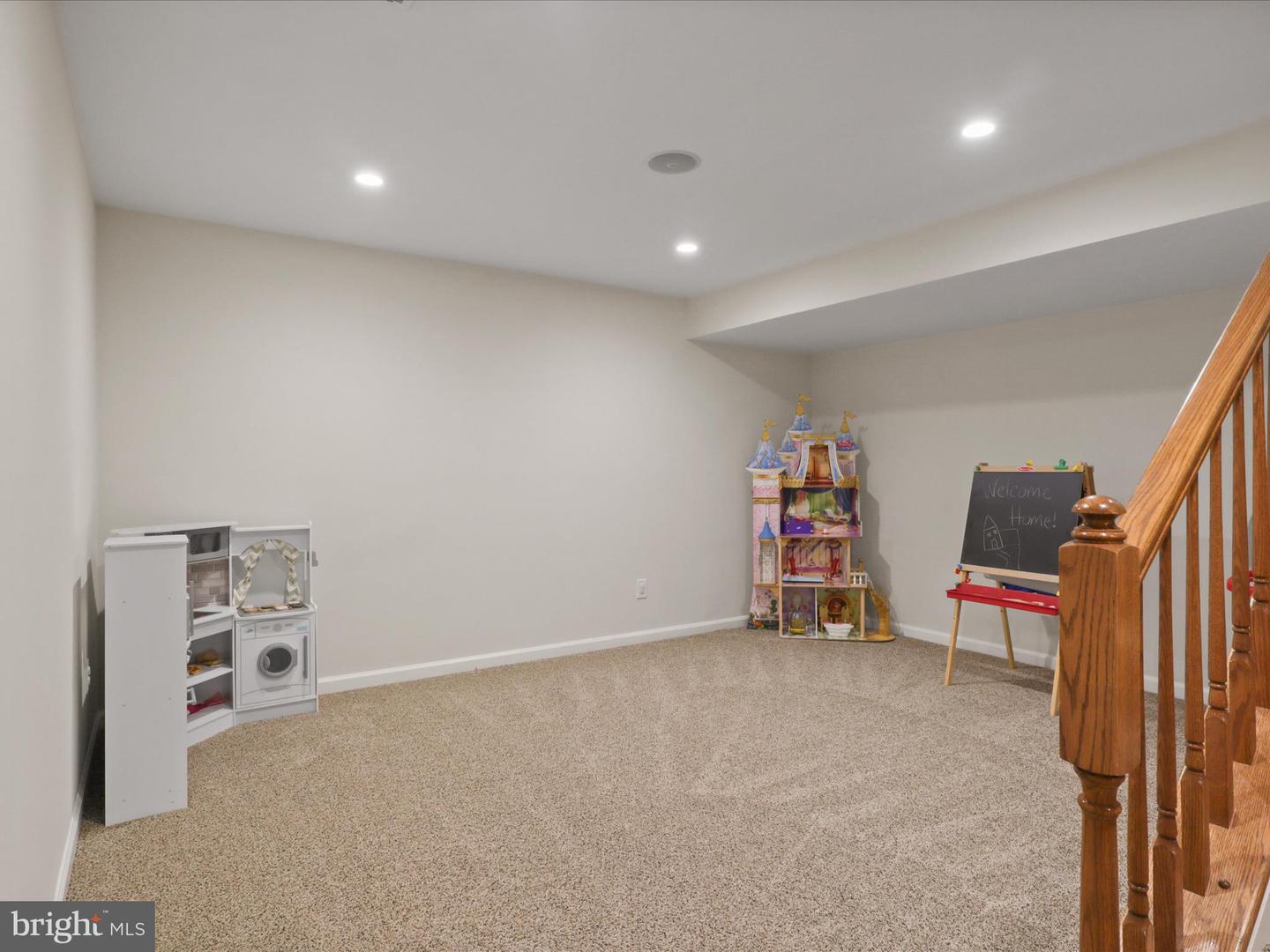 42026 CHERISH CT, ALDIE, Virginia 20105, 6 Bedrooms Bedrooms, ,3 BathroomsBathrooms,Residential,For sale,42026 CHERISH CT,VALO2093718 MLS # VALO2093718