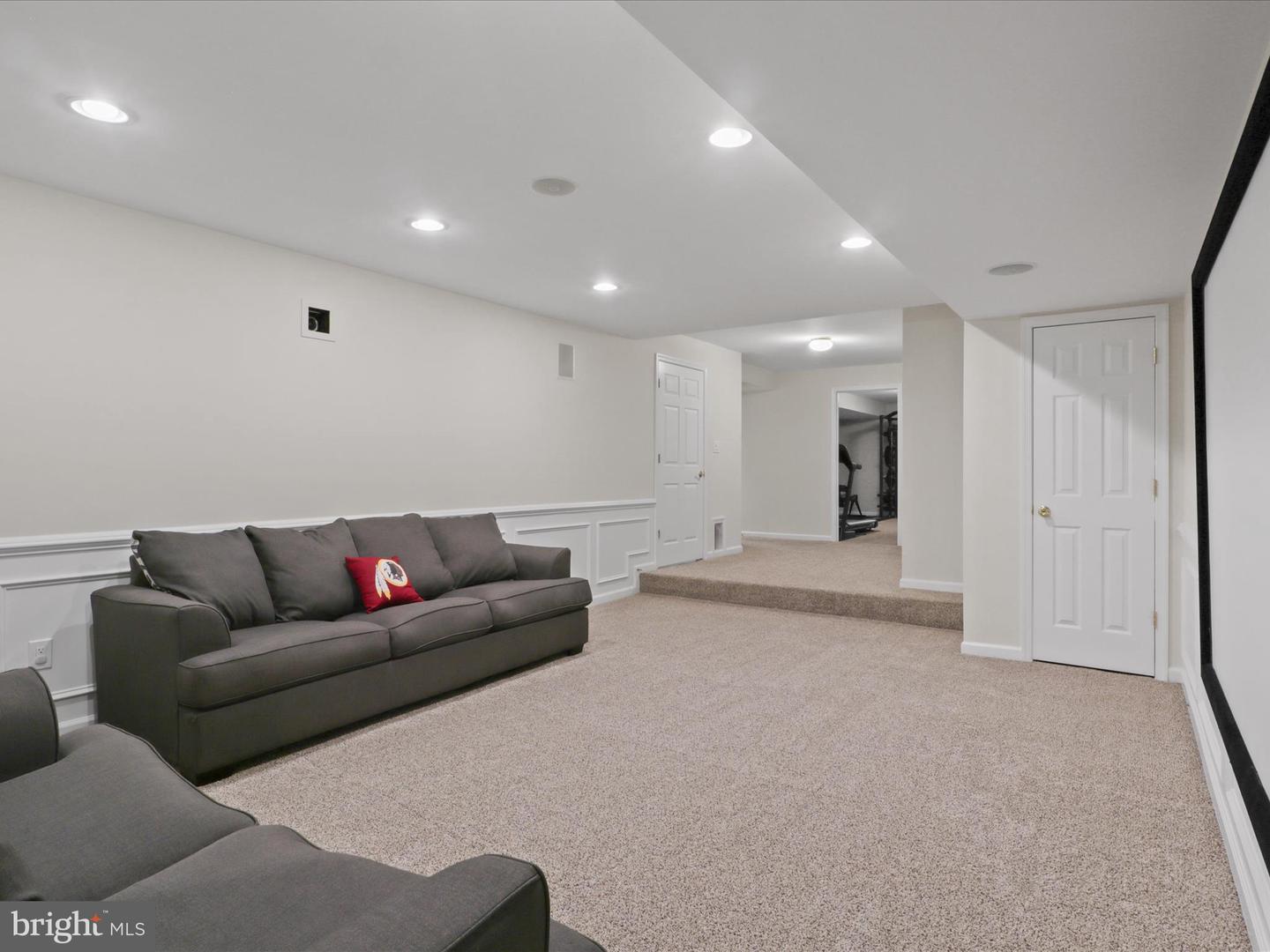 42026 CHERISH CT, ALDIE, Virginia 20105, 6 Bedrooms Bedrooms, ,3 BathroomsBathrooms,Residential,For sale,42026 CHERISH CT,VALO2093718 MLS # VALO2093718