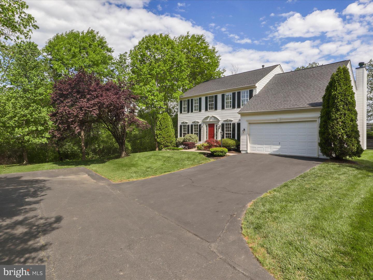 42026 CHERISH CT, ALDIE, Virginia 20105, 6 Bedrooms Bedrooms, ,3 BathroomsBathrooms,Residential,For sale,42026 CHERISH CT,VALO2093718 MLS # VALO2093718