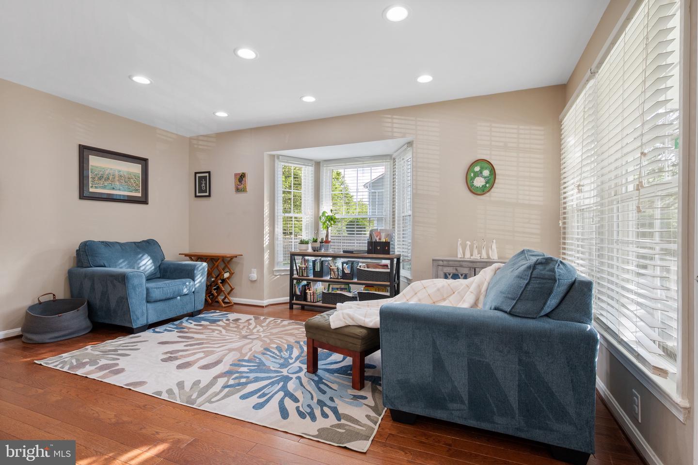6495 BRICK HEARTH CT, ALEXANDRIA, Virginia 22306, 2 Bedrooms Bedrooms, ,2 BathroomsBathrooms,Residential,For sale,6495 BRICK HEARTH CT,VAFX2233856 MLS # VAFX2233856