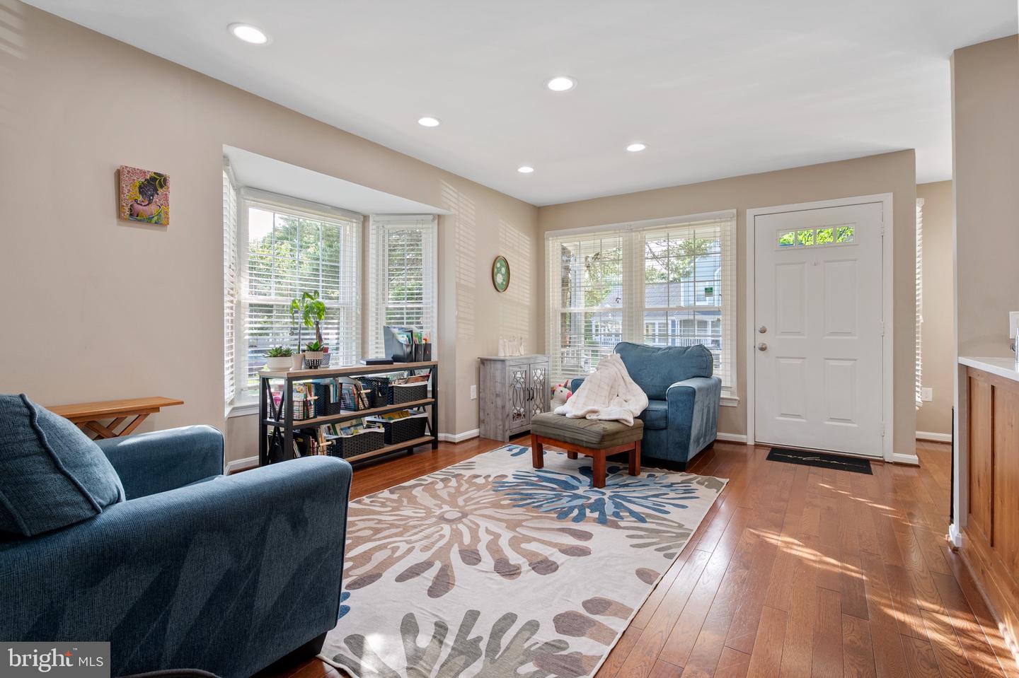 6495 BRICK HEARTH CT, ALEXANDRIA, Virginia 22306, 2 Bedrooms Bedrooms, ,2 BathroomsBathrooms,Residential,For sale,6495 BRICK HEARTH CT,VAFX2233856 MLS # VAFX2233856
