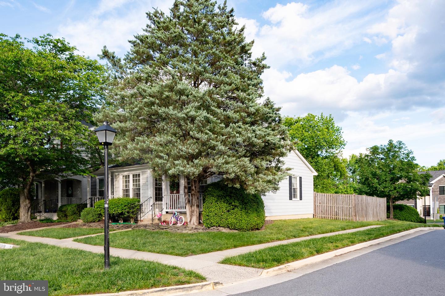 6495 BRICK HEARTH CT, ALEXANDRIA, Virginia 22306, 2 Bedrooms Bedrooms, ,2 BathroomsBathrooms,Residential,For sale,6495 BRICK HEARTH CT,VAFX2233856 MLS # VAFX2233856