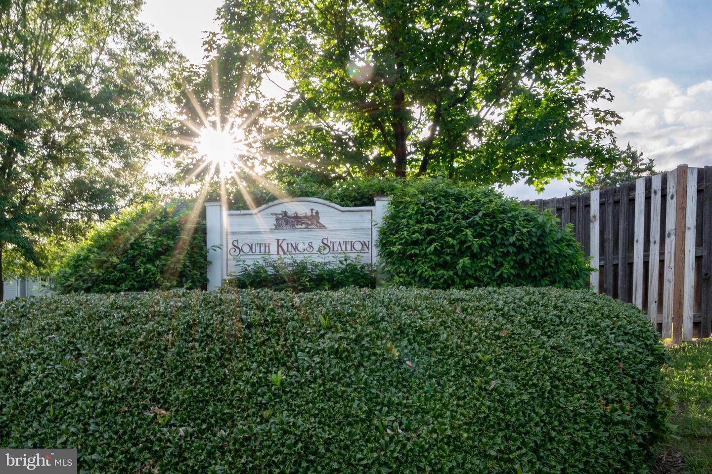 6495 BRICK HEARTH CT, ALEXANDRIA, Virginia 22306, 2 Bedrooms Bedrooms, ,2 BathroomsBathrooms,Residential,For sale,6495 BRICK HEARTH CT,VAFX2233856 MLS # VAFX2233856