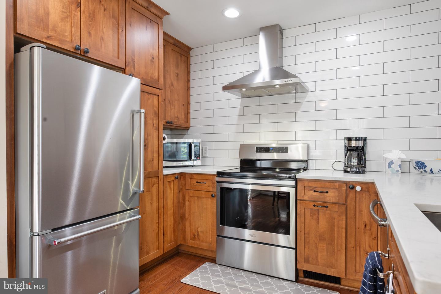 6495 BRICK HEARTH CT, ALEXANDRIA, Virginia 22306, 2 Bedrooms Bedrooms, ,2 BathroomsBathrooms,Residential,For sale,6495 BRICK HEARTH CT,VAFX2233856 MLS # VAFX2233856