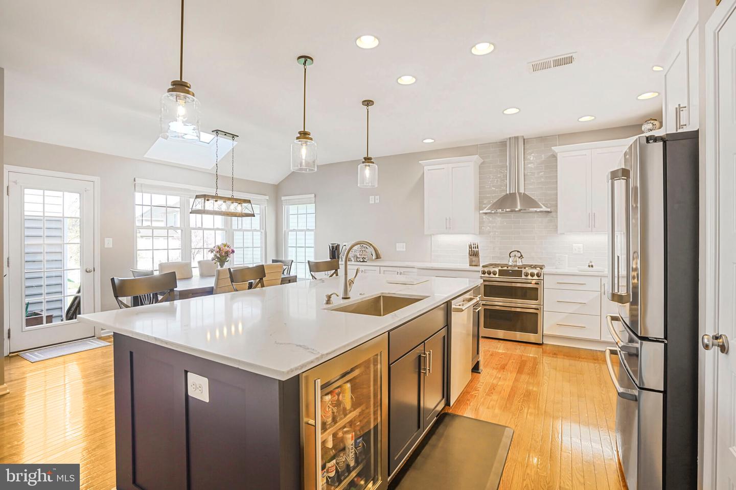 25210 ULYSSES ST, CHANTILLY, Virginia 20152, 5 Bedrooms Bedrooms, ,3 BathroomsBathrooms,Residential,For sale,25210 ULYSSES ST,VALO2093610 MLS # VALO2093610