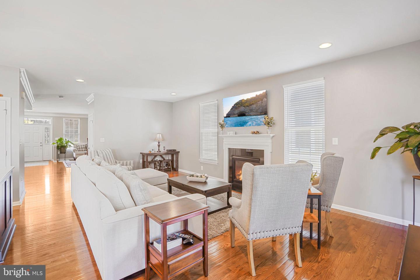 25210 ULYSSES ST, CHANTILLY, Virginia 20152, 5 Bedrooms Bedrooms, ,3 BathroomsBathrooms,Residential,For sale,25210 ULYSSES ST,VALO2093610 MLS # VALO2093610