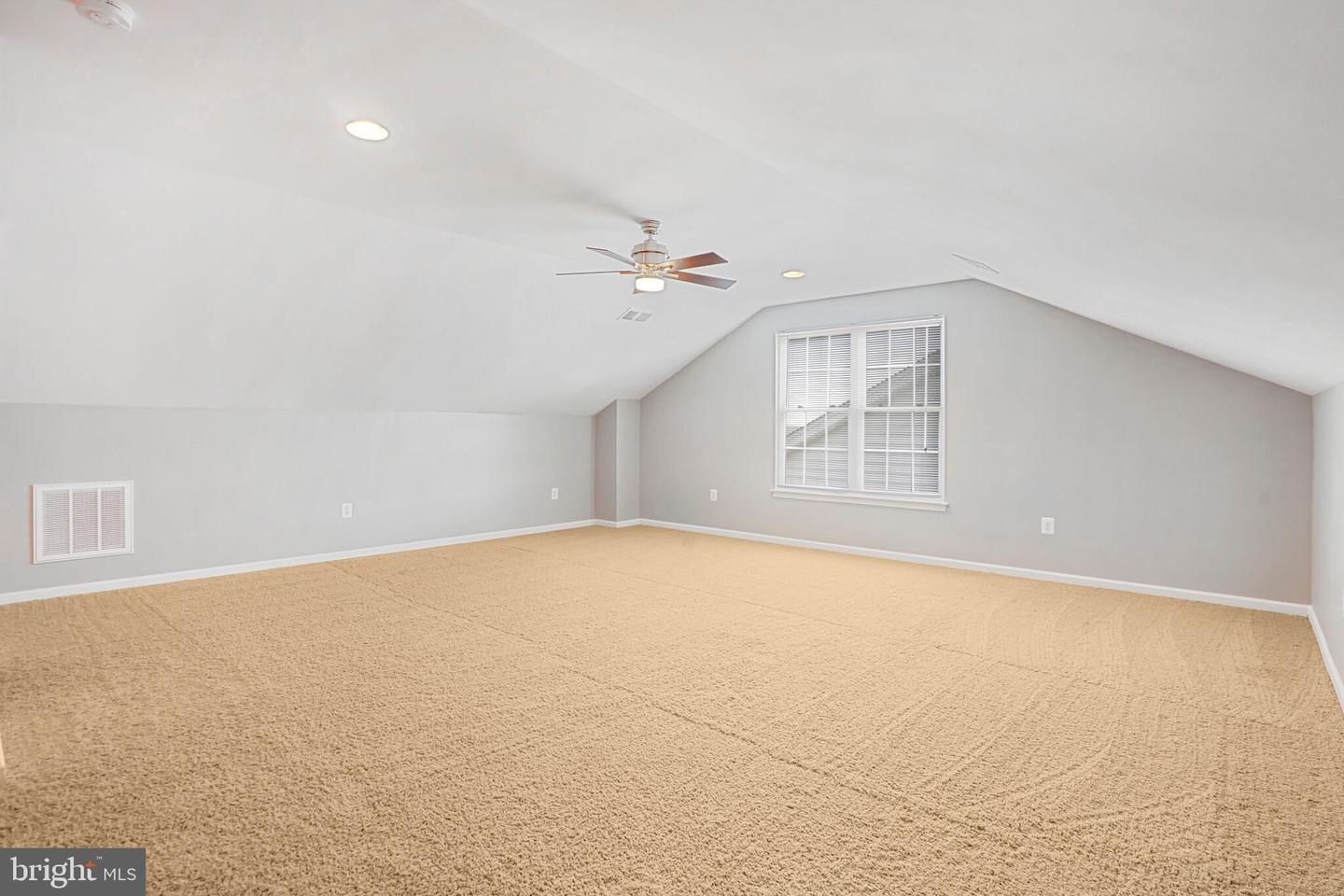 25210 ULYSSES ST, CHANTILLY, Virginia 20152, 5 Bedrooms Bedrooms, ,3 BathroomsBathrooms,Residential,For sale,25210 ULYSSES ST,VALO2093610 MLS # VALO2093610