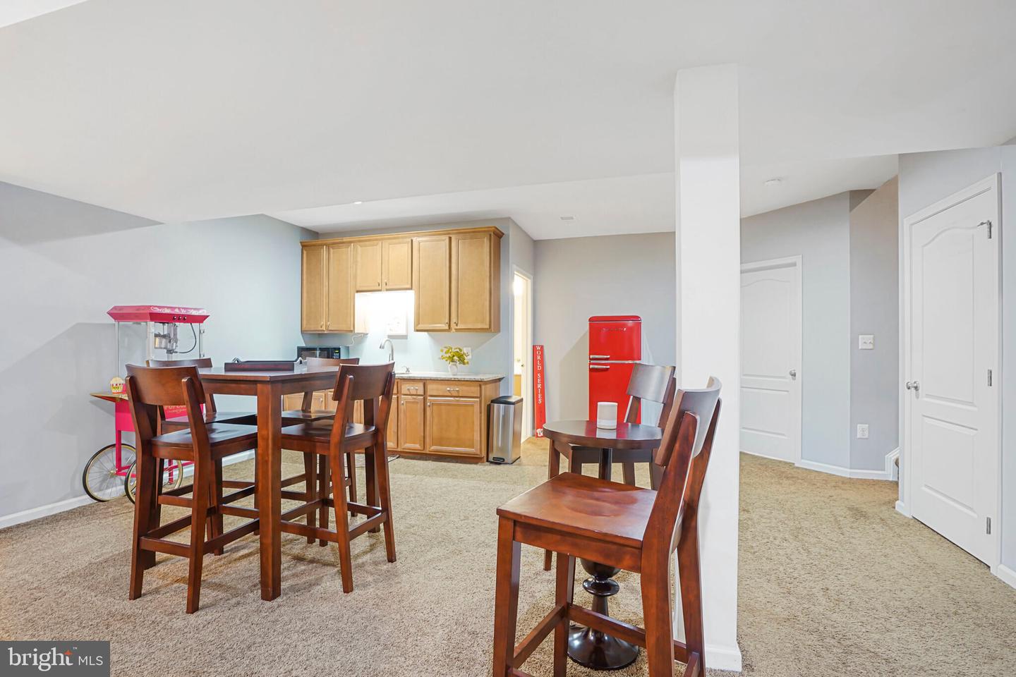25210 ULYSSES ST, CHANTILLY, Virginia 20152, 5 Bedrooms Bedrooms, ,3 BathroomsBathrooms,Residential,For sale,25210 ULYSSES ST,VALO2093610 MLS # VALO2093610