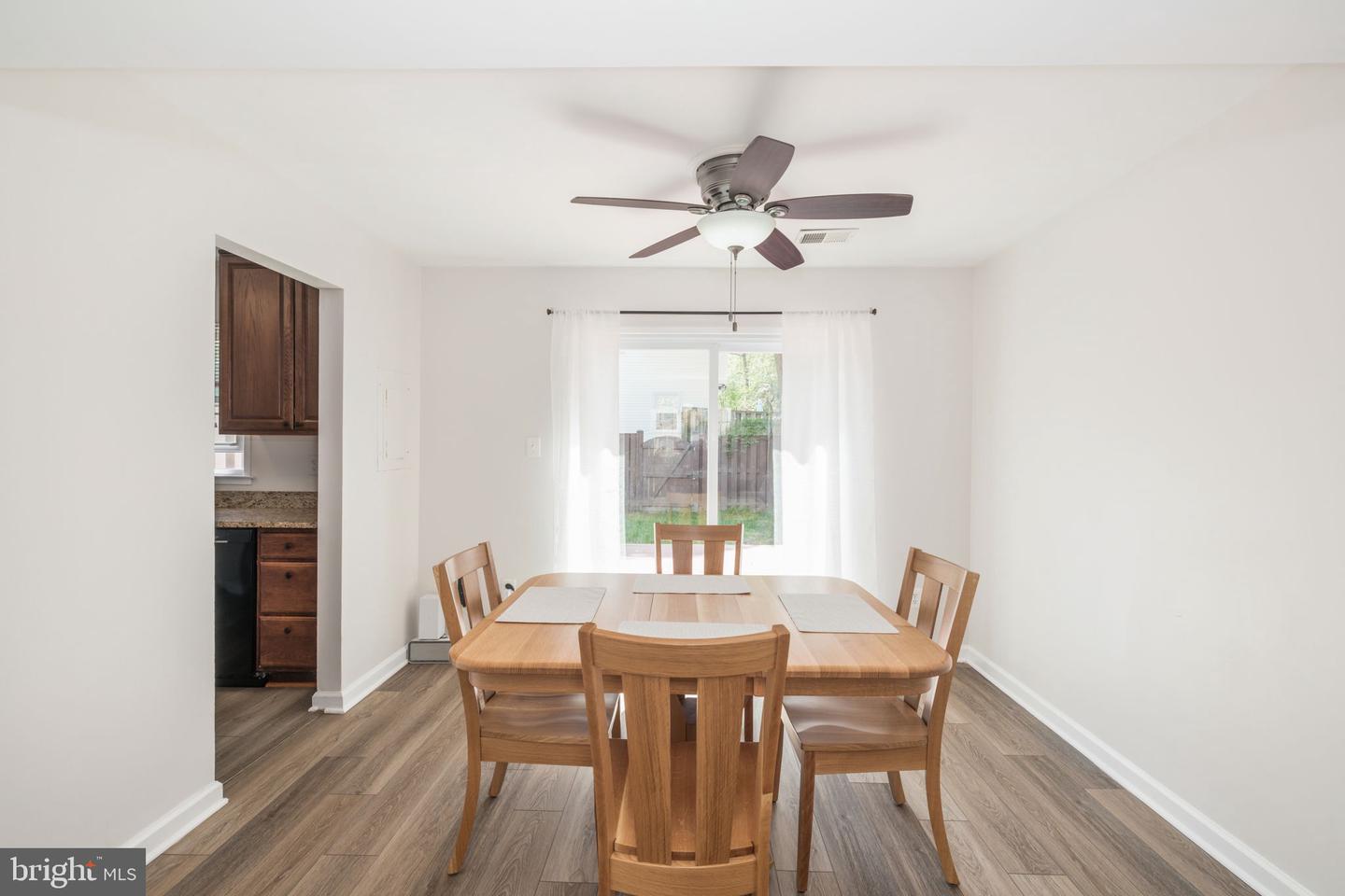 7745 MATISSE WAY, SPRINGFIELD, Virginia 22153, 3 Bedrooms Bedrooms, ,2 BathroomsBathrooms,Residential,For sale,7745 MATISSE WAY,VAFX2234372 MLS # VAFX2234372