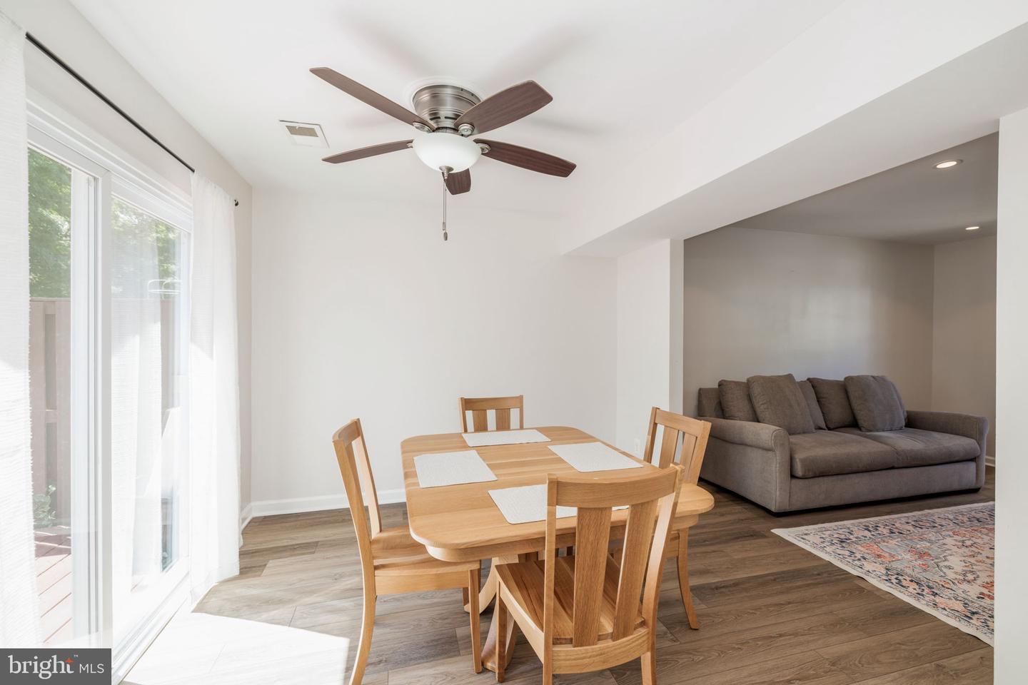 7745 MATISSE WAY, SPRINGFIELD, Virginia 22153, 3 Bedrooms Bedrooms, ,2 BathroomsBathrooms,Residential,For sale,7745 MATISSE WAY,VAFX2234372 MLS # VAFX2234372