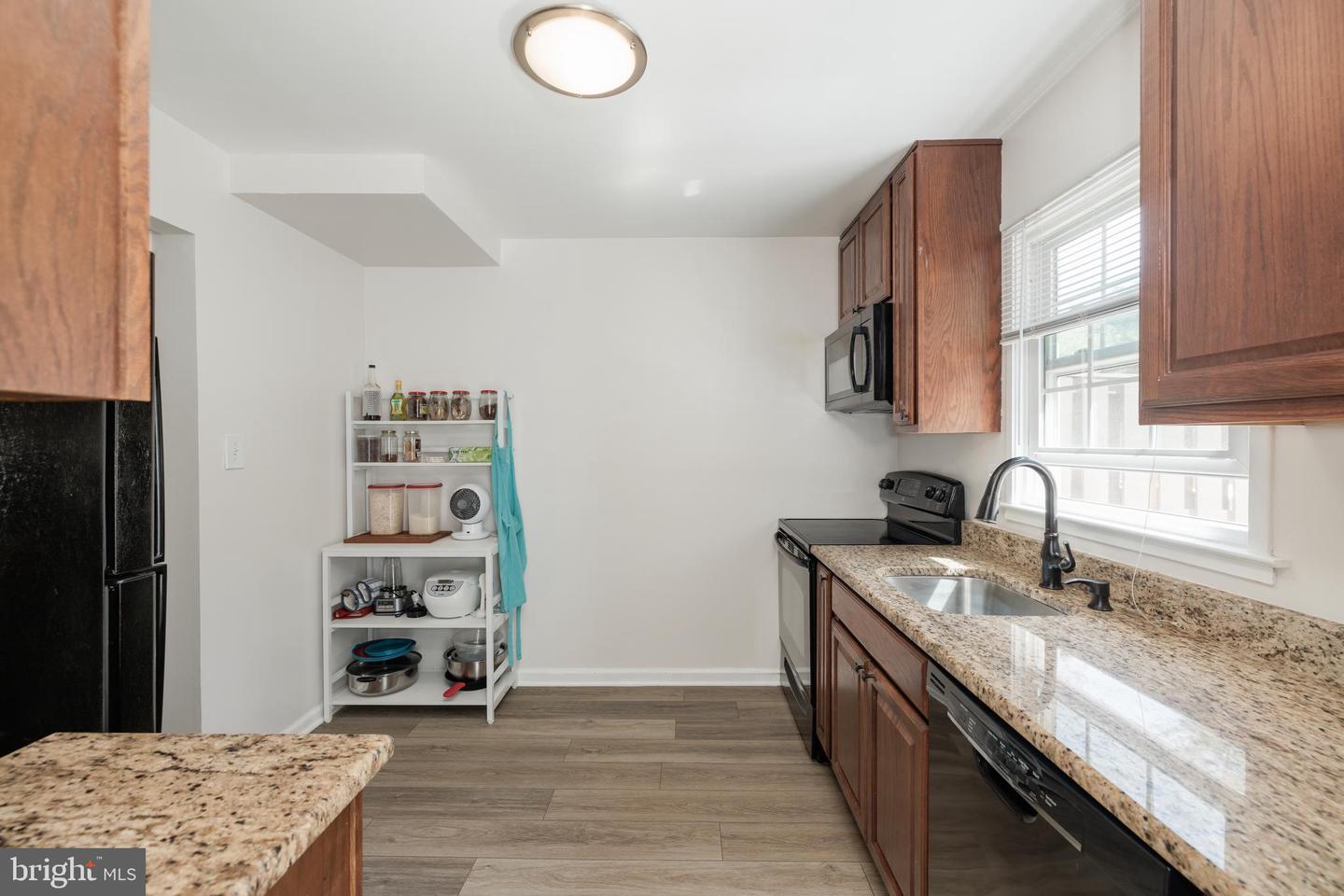 7745 MATISSE WAY, SPRINGFIELD, Virginia 22153, 3 Bedrooms Bedrooms, ,2 BathroomsBathrooms,Residential,For sale,7745 MATISSE WAY,VAFX2234372 MLS # VAFX2234372