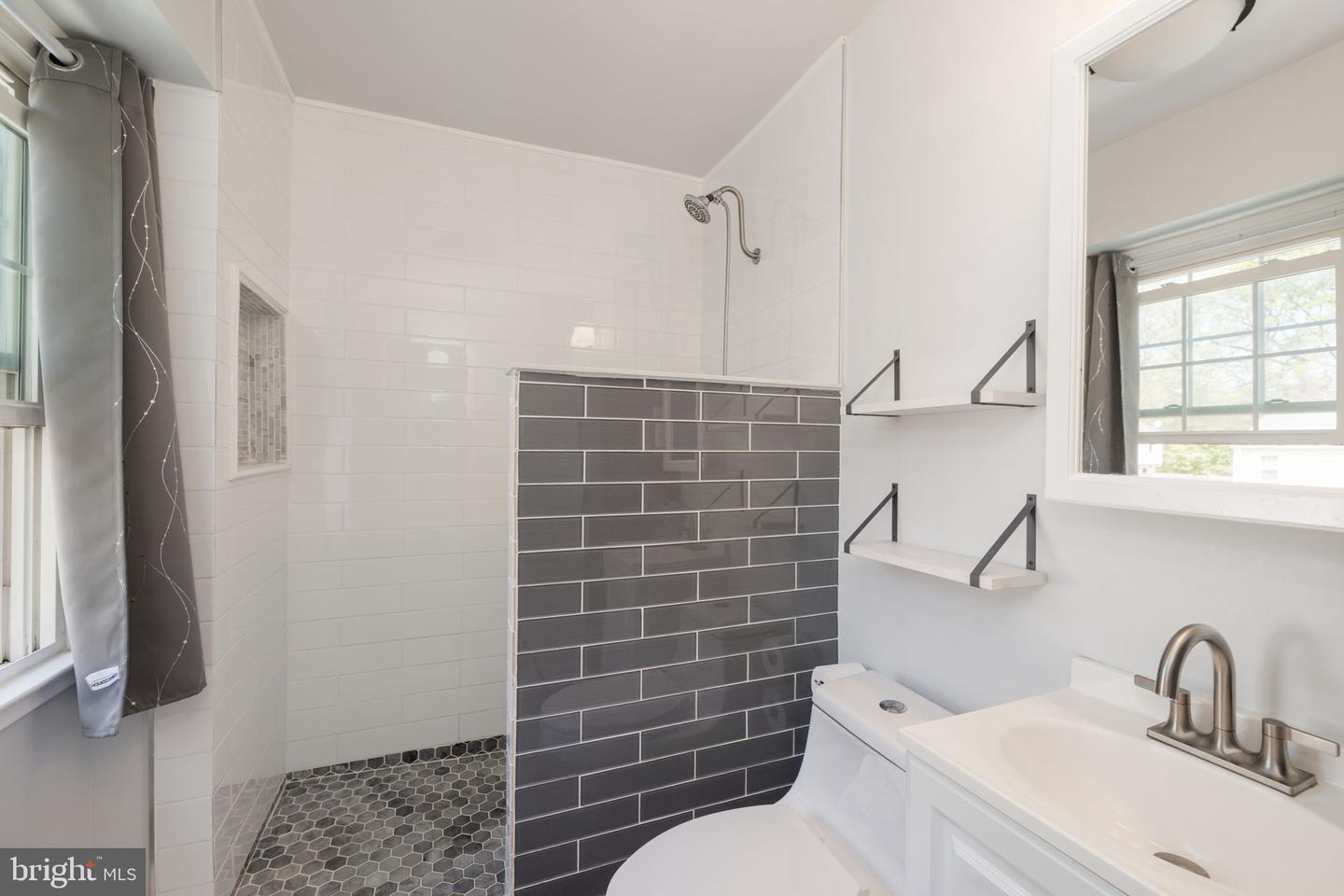 7745 MATISSE WAY, SPRINGFIELD, Virginia 22153, 3 Bedrooms Bedrooms, ,2 BathroomsBathrooms,Residential,For sale,7745 MATISSE WAY,VAFX2234372 MLS # VAFX2234372