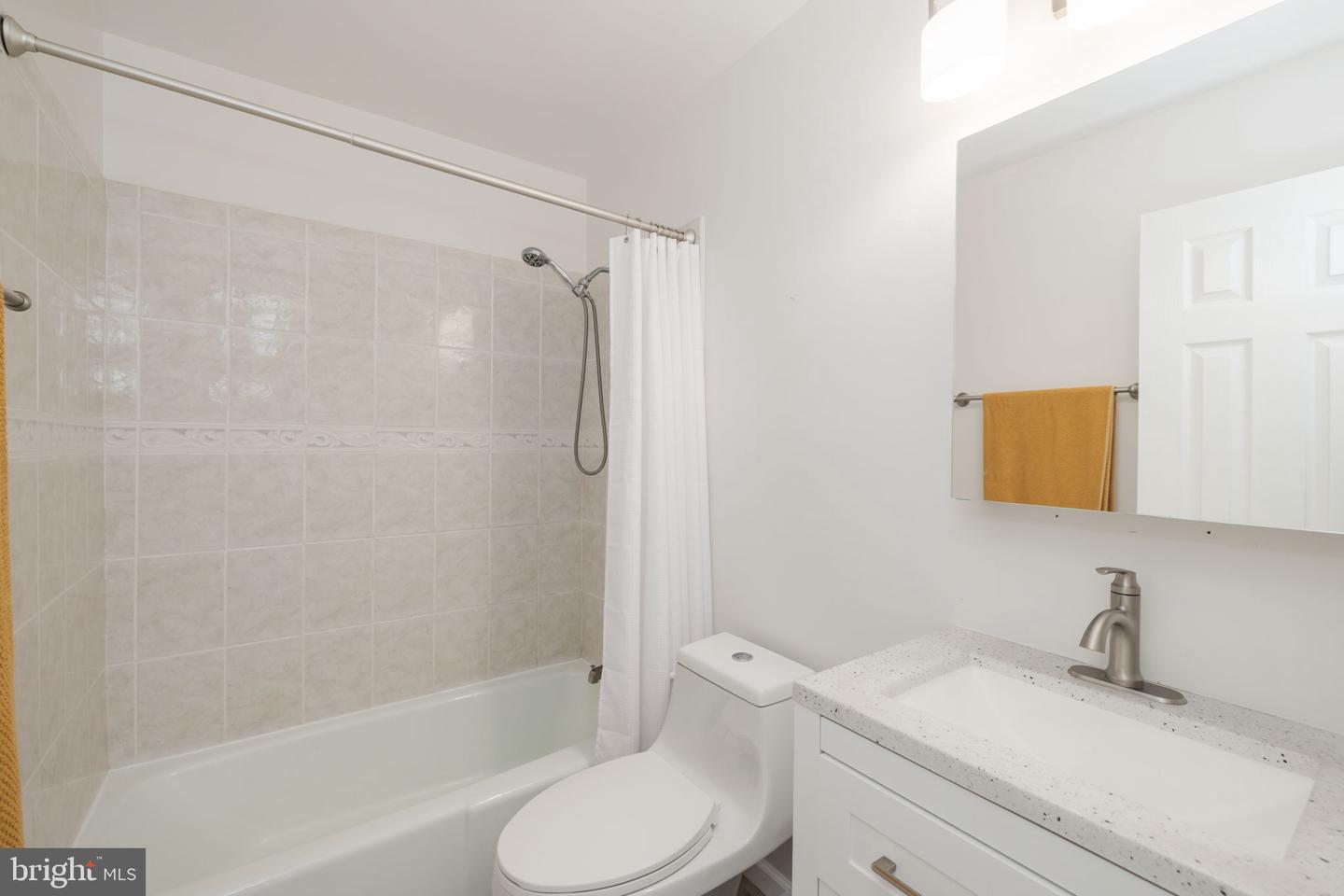 7745 MATISSE WAY, SPRINGFIELD, Virginia 22153, 3 Bedrooms Bedrooms, ,2 BathroomsBathrooms,Residential,For sale,7745 MATISSE WAY,VAFX2234372 MLS # VAFX2234372