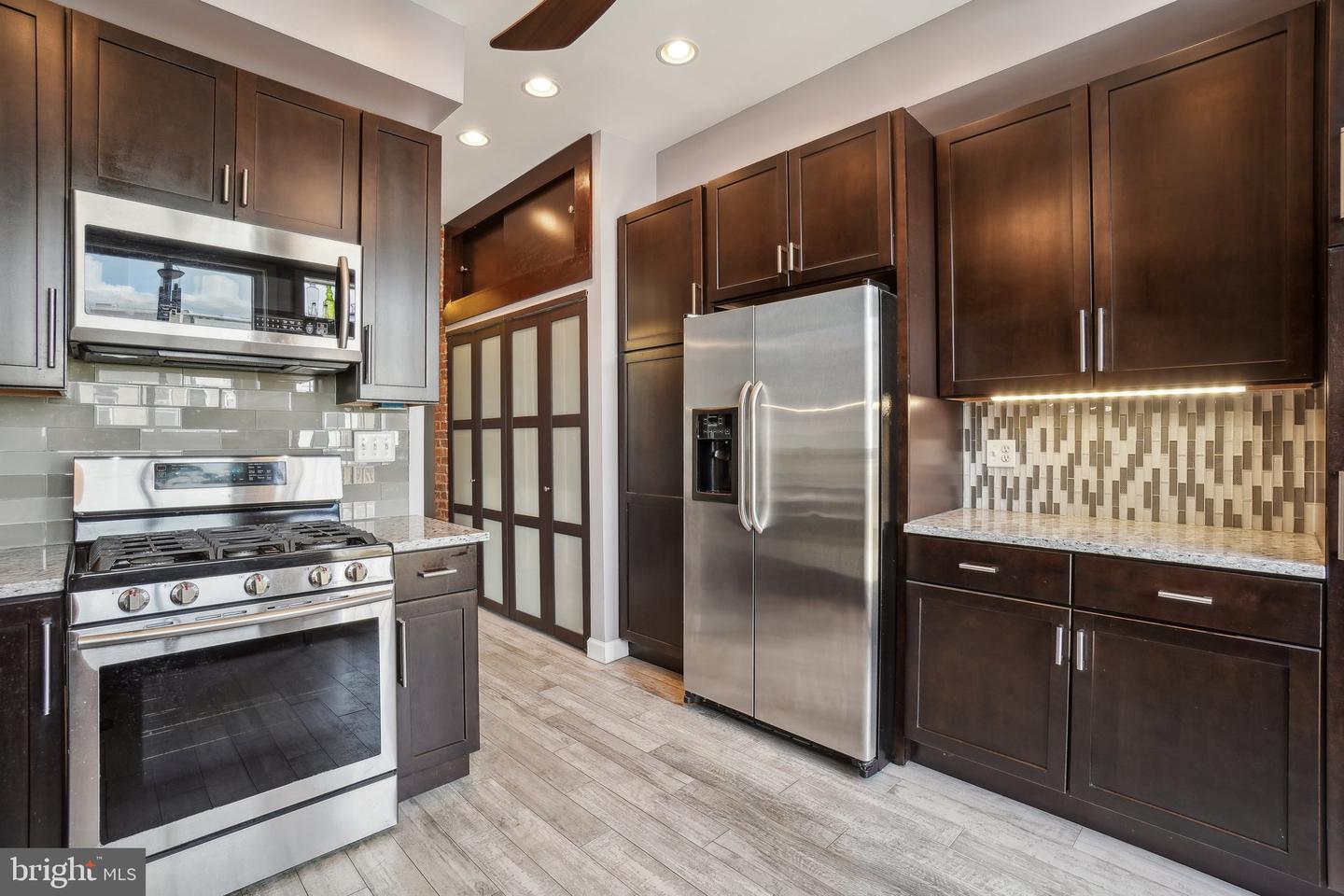915 WESTMINSTER ST NW, WASHINGTON, District Of Columbia 20001, 3 Bedrooms Bedrooms, 11 Rooms Rooms,2 BathroomsBathrooms,Residential,For sale,915 WESTMINSTER ST NW,DCDC2195414 MLS # DCDC2195414