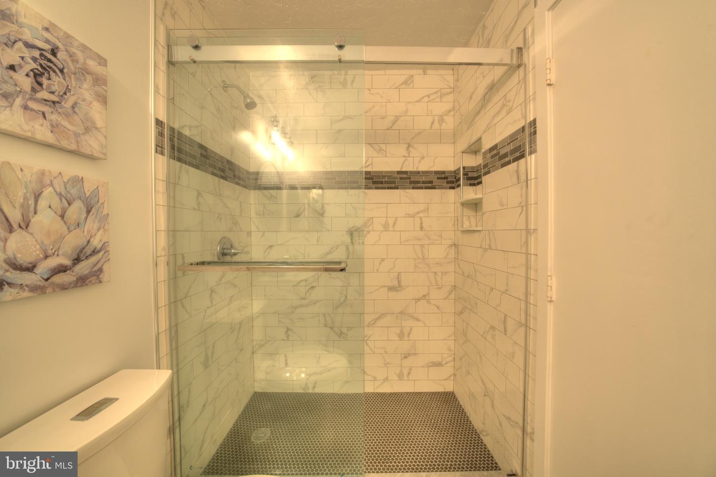 11733 SUMMERCHASE CIR #1733A, RESTON, Virginia 20194, 2 Bedrooms Bedrooms, ,2 BathroomsBathrooms,Residential,For sale,11733 SUMMERCHASE CIR #1733A,VAFX2233992 MLS # VAFX2233992