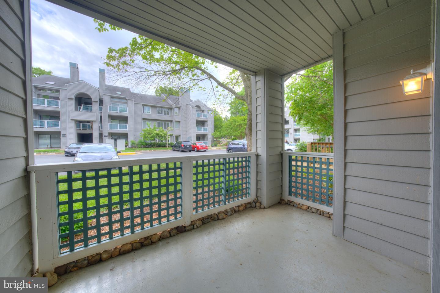11733 SUMMERCHASE CIR #1733A, RESTON, Virginia 20194, 2 Bedrooms Bedrooms, ,2 BathroomsBathrooms,Residential,For sale,11733 SUMMERCHASE CIR #1733A,VAFX2233992 MLS # VAFX2233992